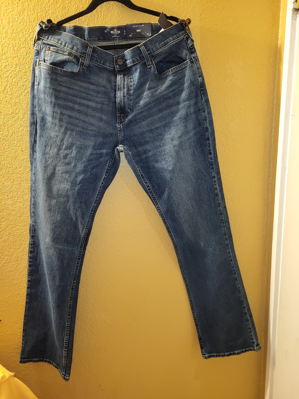 Hollister Men's Straight Leg Denim Jeans - Medium Blue